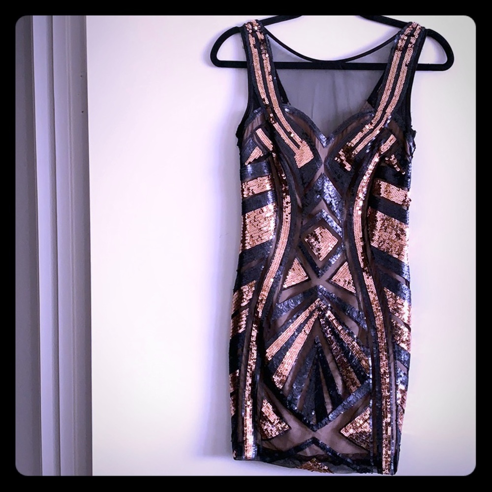 Bebe sequined dress blk / gold XS